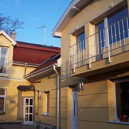 Akacia Apartment - Free Inside Parking, 2 Bedrooms, Garden, Next To Centre Budapest Eksteriør bilde