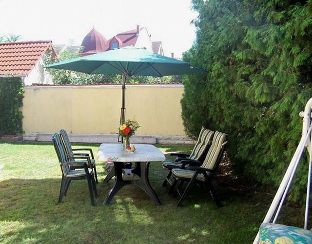 Akacia Apartment - Free Inside Parking, 2 Bedrooms, Garden, Next To Centre Budapest Rom bilde
