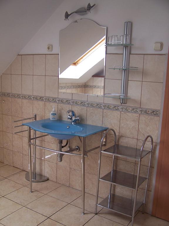 Akacia Apartment - Free Inside Parking, 2 Bedrooms, Garden, Next To Centre Budapest Rom bilde